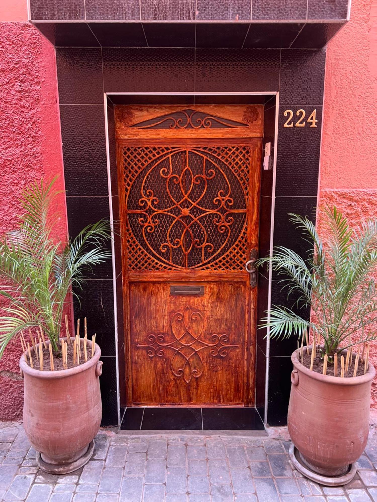 Riad Dar Lakbira Marrakesh Exterior photo
